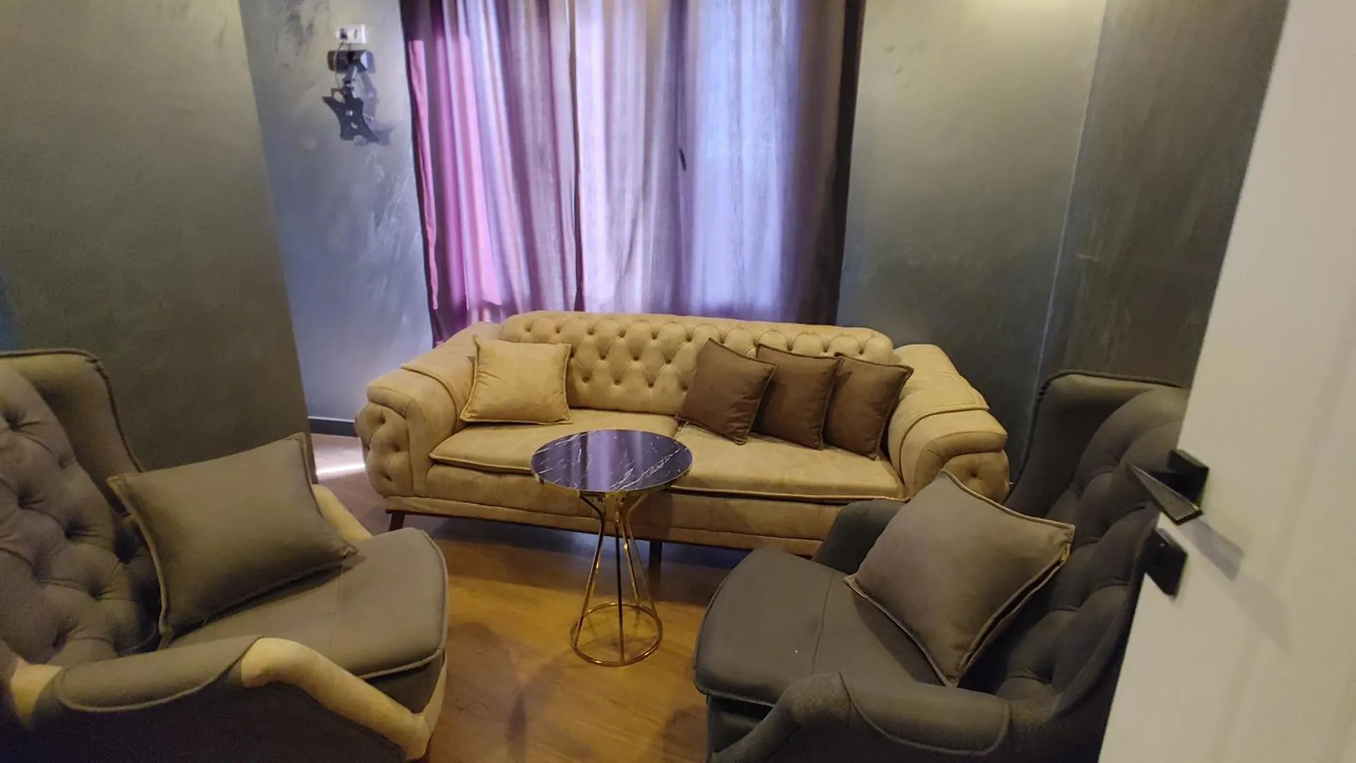 Atakent Palace Suite Istanbul Hotel